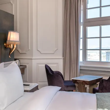 Orientbank Istanbul, Autograph Collection